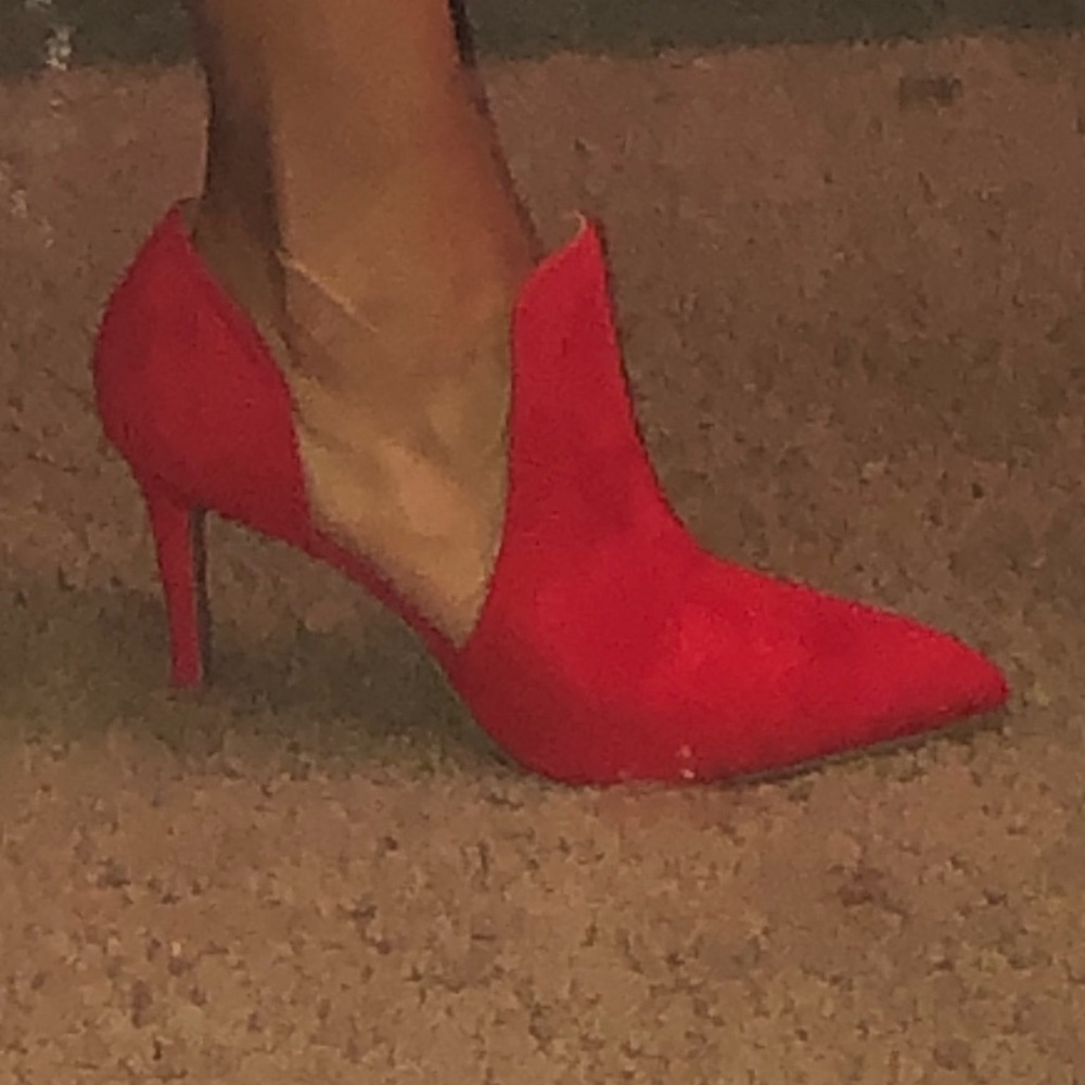 Gorgeous red 👠